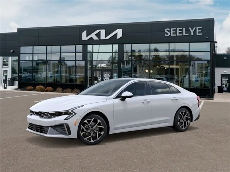 2026 Kia K5 EX photo 1