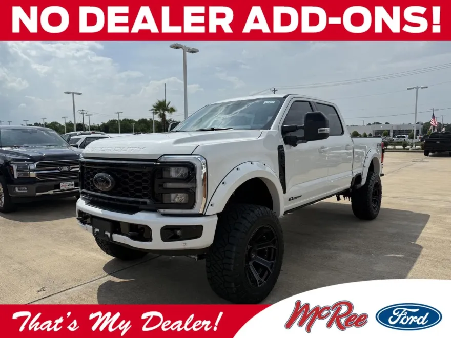 2025 Ford F-250 Lariat photo 1