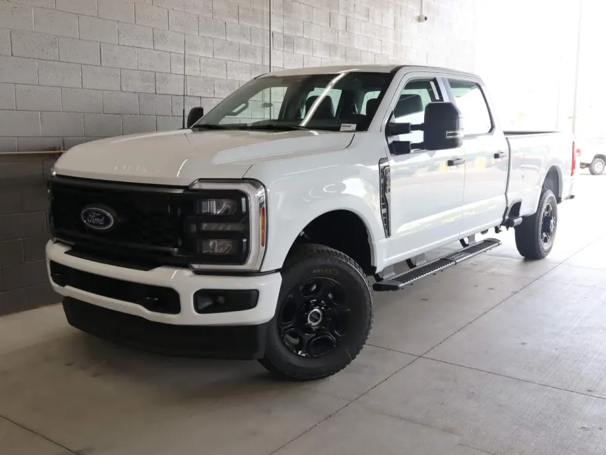 2026 Ford F-350 XL photo 1