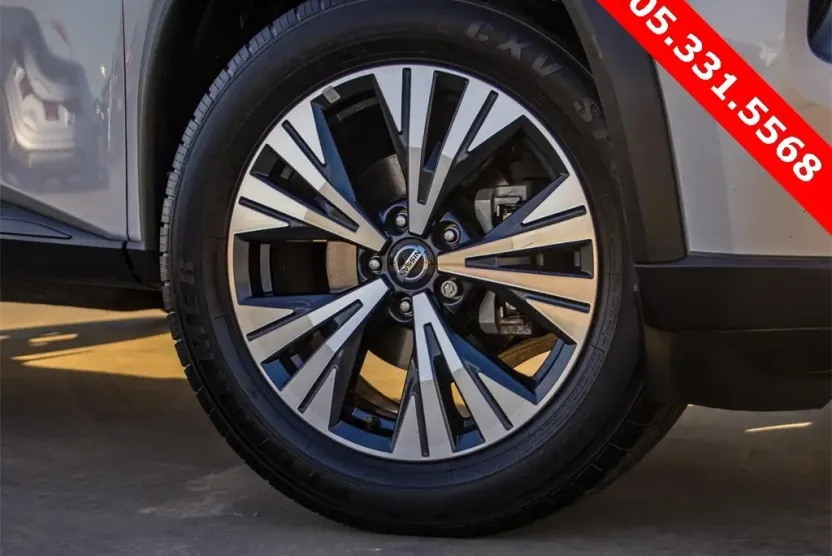 2021 Nissan Rogue SV photo 1