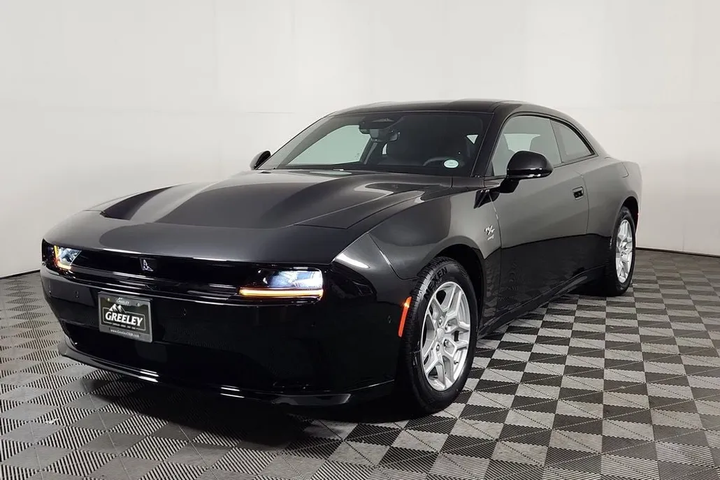 2025 Dodge Charger Daytona R/T AWD photo 1