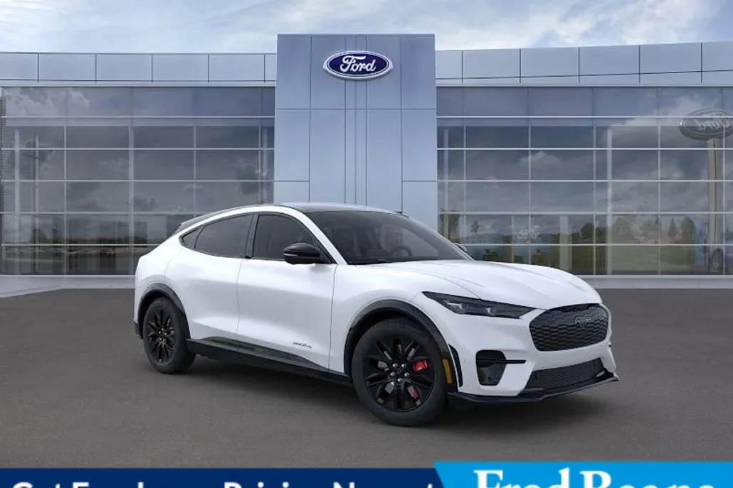 2025 Ford Mustang Mach-E Premium photo 1