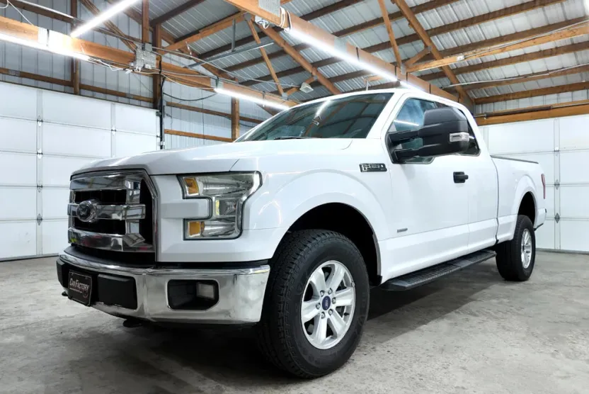 2016 Ford F-150 XLT photo 1