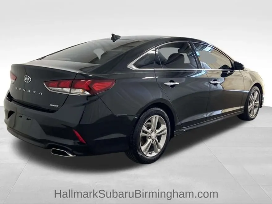 2018 Hyundai Sonata Limited photo 1