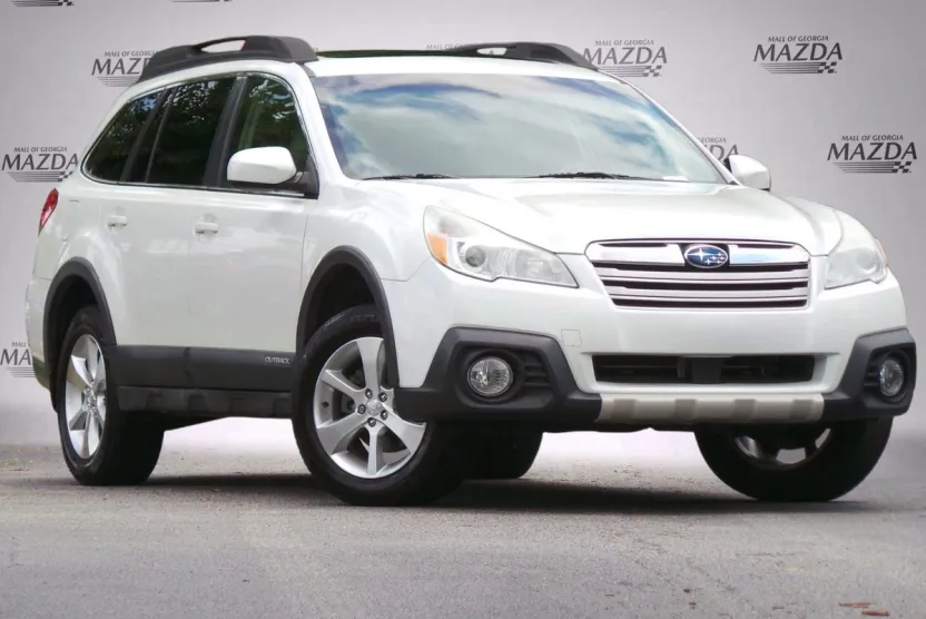 2014 Subaru Outback 2.5i Limited photo 1