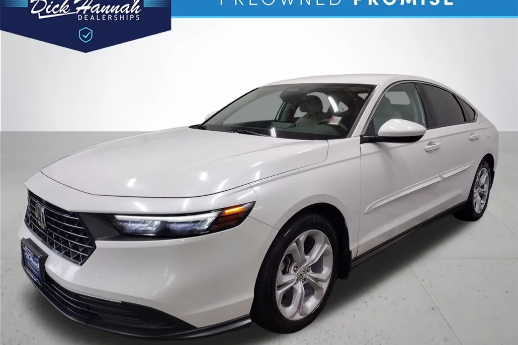 2023 Honda Accord LX photo 1