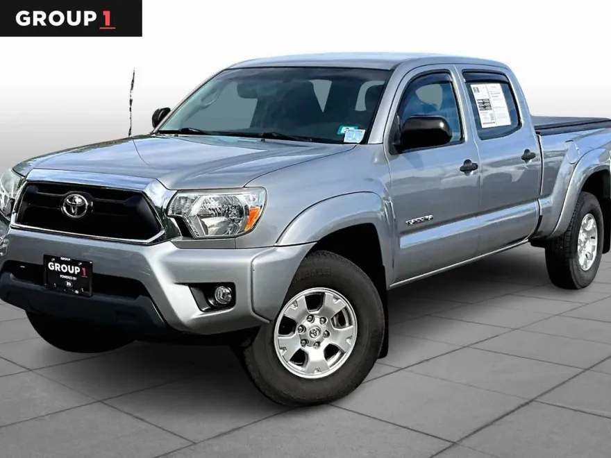 2015 Toyota Tacoma V6 photo 1