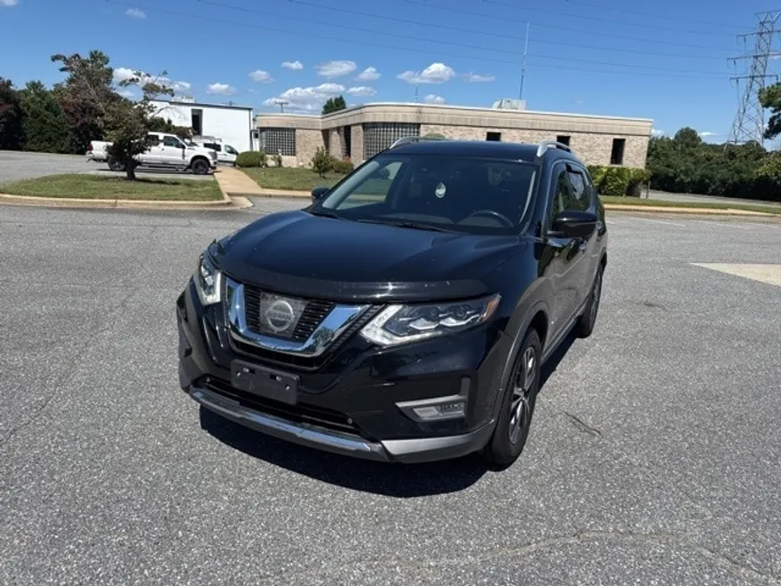 2017 Nissan Rogue Hybrid SL photo 1