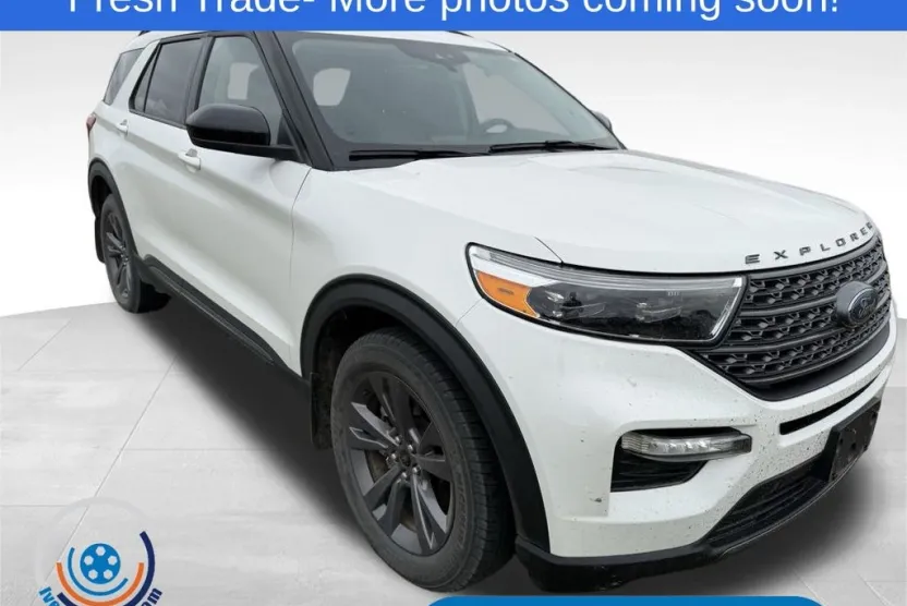 2022 Ford Explorer XLT photo 1