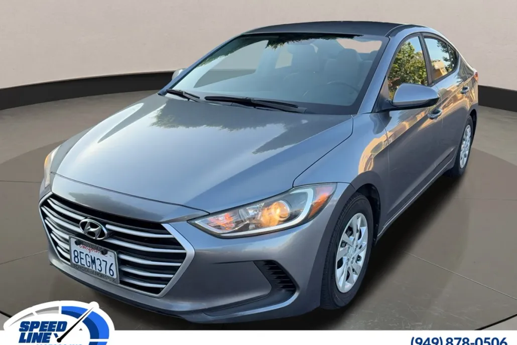 2017 Hyundai Elantra SE photo 1