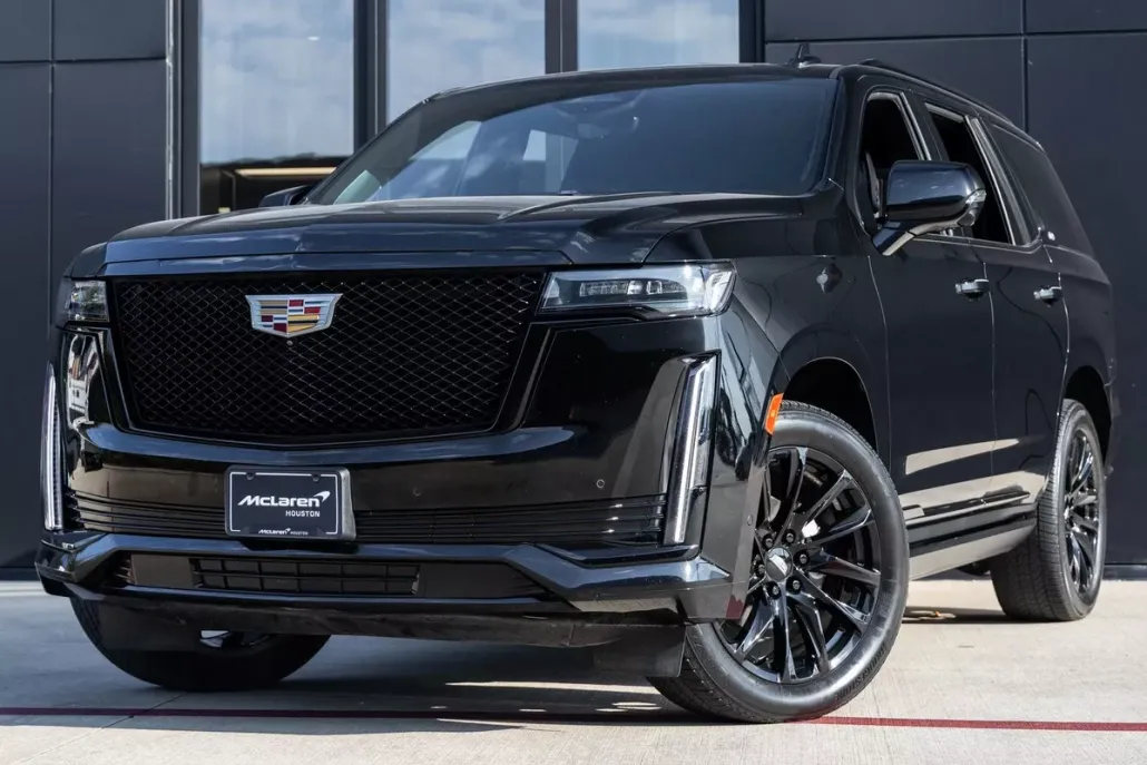 2023 Cadillac Escalade Sport Platinum photo 1