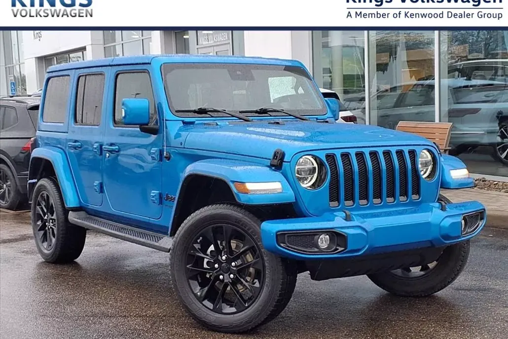 2022 Jeep Wrangler Unlimited Sahara High Altitude photo 1