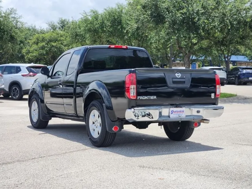 2015 Nissan Frontier S photo 1