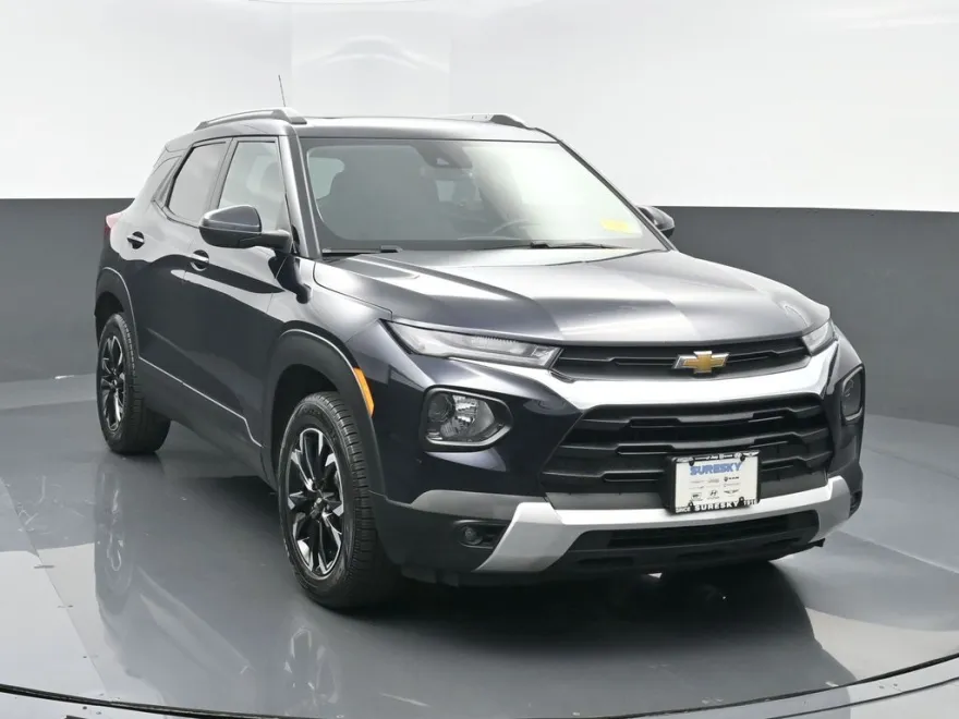 2021 Chevrolet Trailblazer LT photo 1