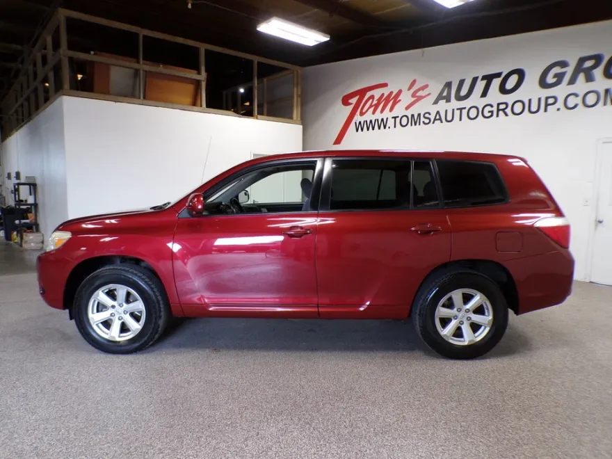 2008 Toyota Highlander Base photo 1