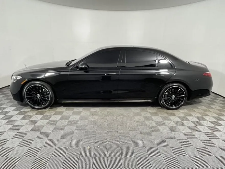 2025 Mercedes Benz S 450 580 4MATIC photo 1