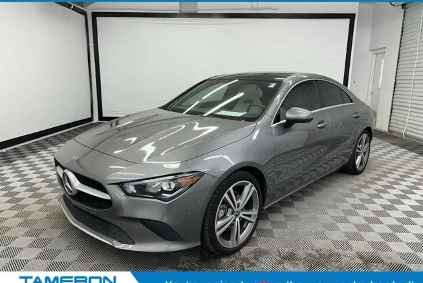 2020 Mercedes Benz CLA 250 photo 1