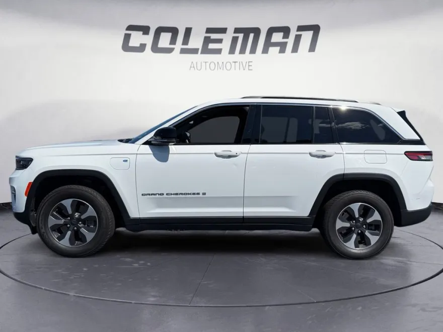 2024 Jeep Cherokee Limited 4xe photo 1