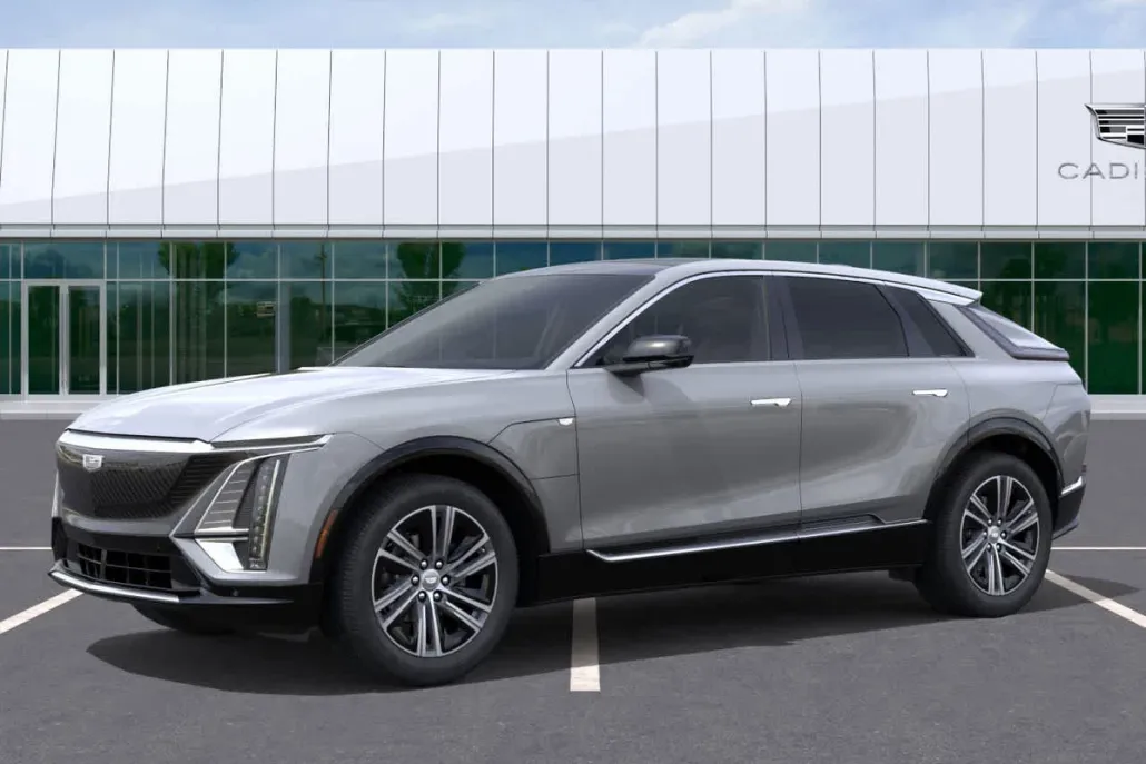 2025 Cadillac Lyriq Luxury photo 1