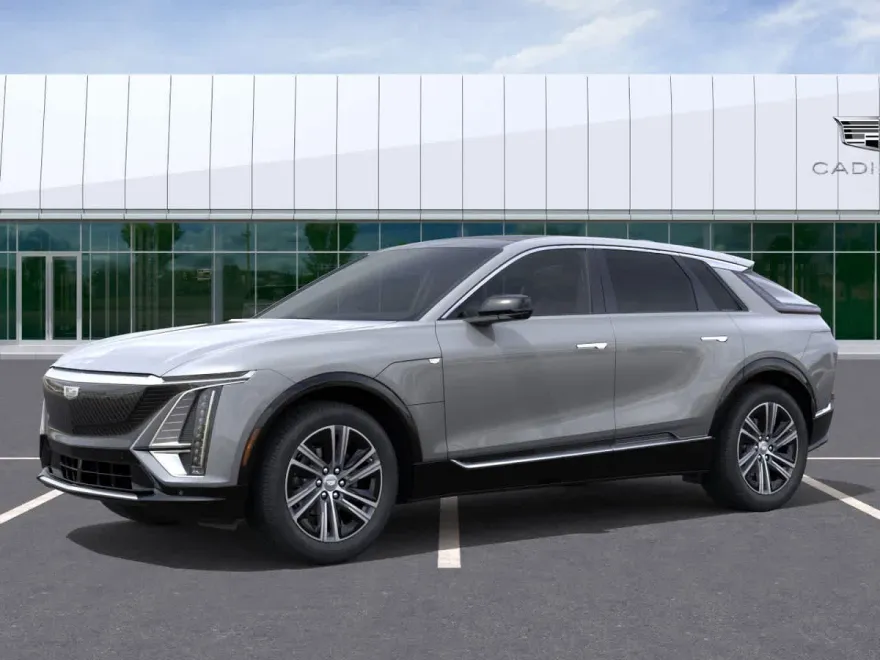 2025 Cadillac Lyriq Luxury photo 1