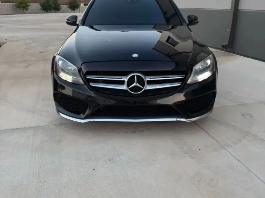 2016 Mercedes Benz C 300 Sedan photo 1