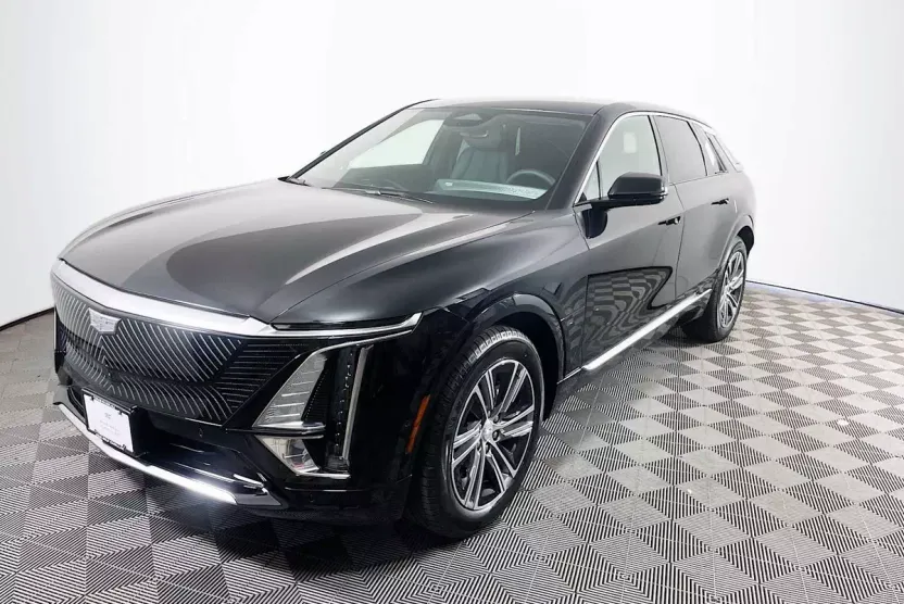 2026 Cadillac Lyriq Luxury photo 1