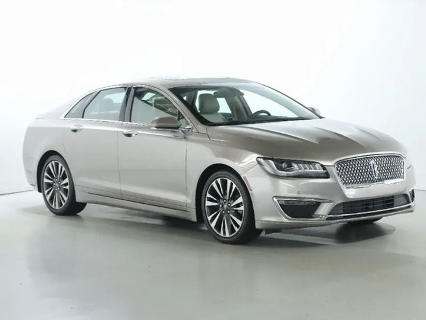 2019 Lincoln MKZ Hybrid Reserve photo 1