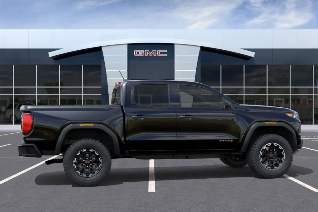 2026 Gmc Canyon AT4 photo 1
