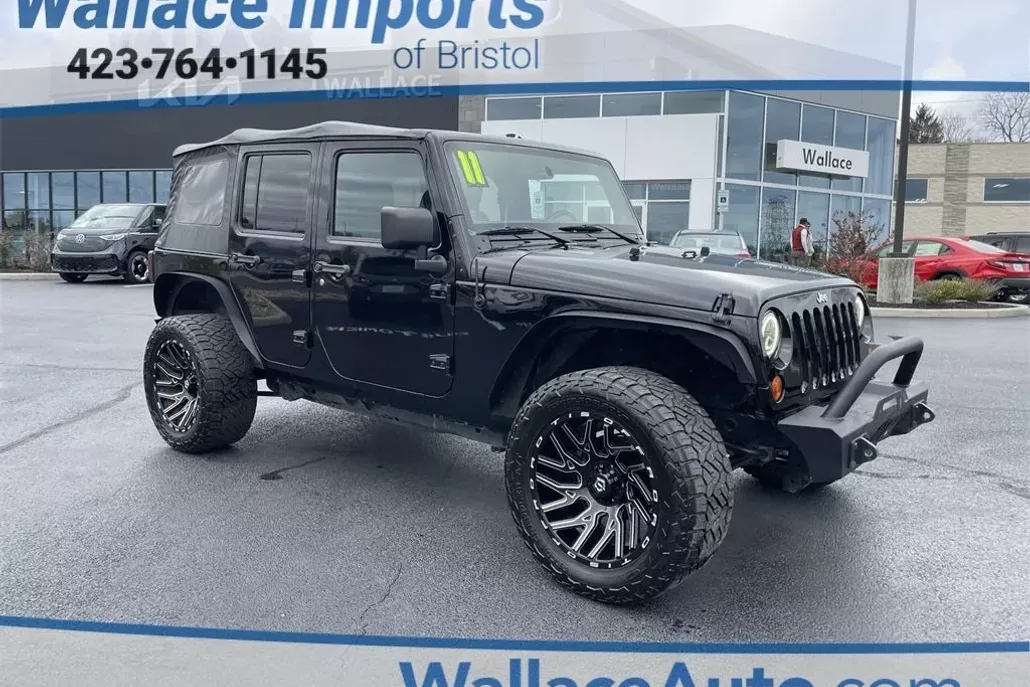 2011 Jeep Wrangler Unlimited Sahara photo 1