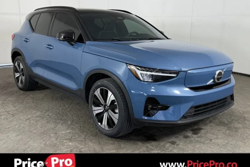 2023 Volvo XC40 Recharge Twin Plus photo 1