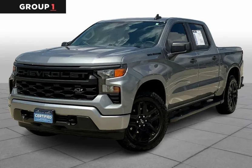 2023 Chevrolet Silverado 1500 Custom photo 1