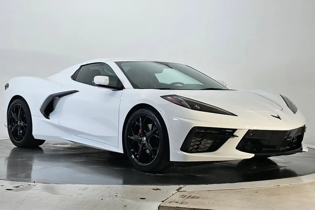 2021 Chevrolet Corvette Stingray 3LT Convertible photo 1
