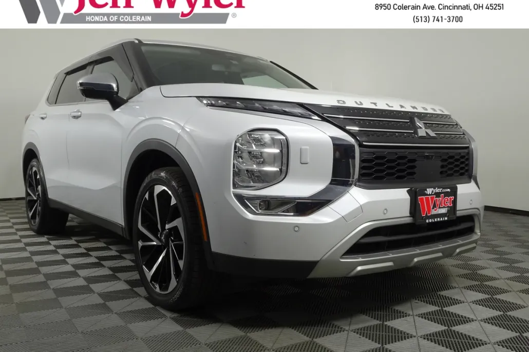 2022 Mitsubishi Outlander SE S-AWC photo 1