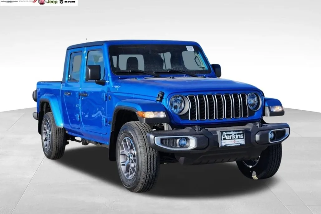 2025 Jeep Gladiator Sport S photo 1