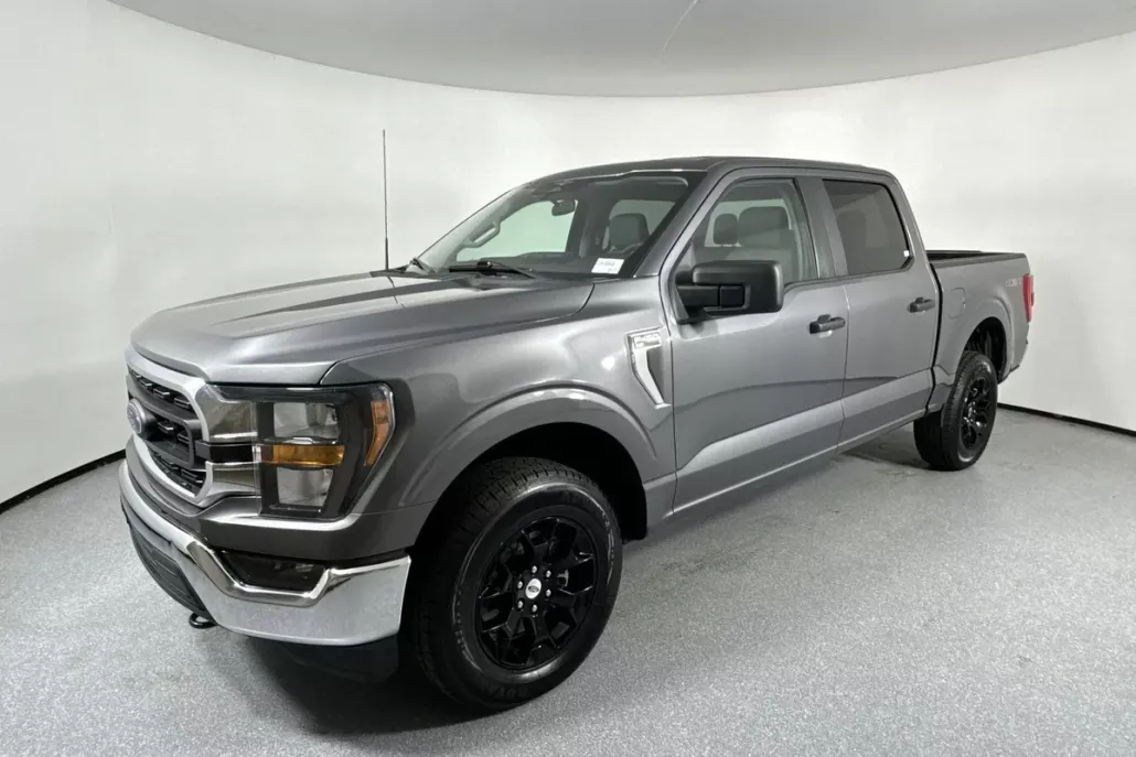 2023 Ford F-150 XLT photo 1