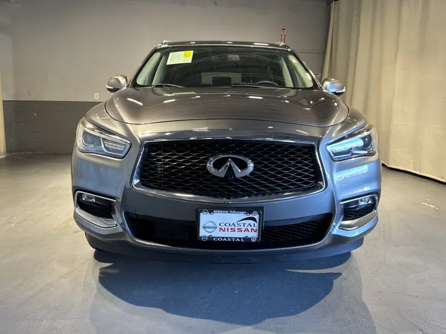2017 Infiniti QX60 Premium Plus photo 1