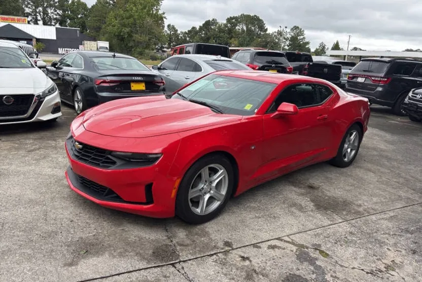 2022 Chevrolet Camaro Coupe 1LT photo 1