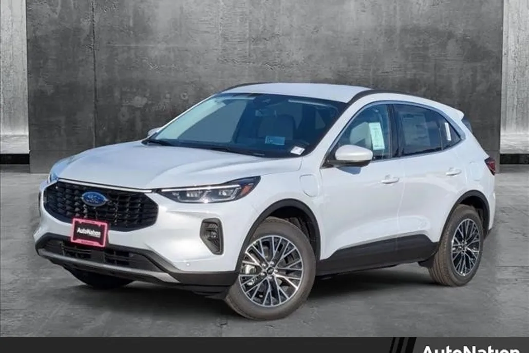 2025 Ford Escape Premium photo 1