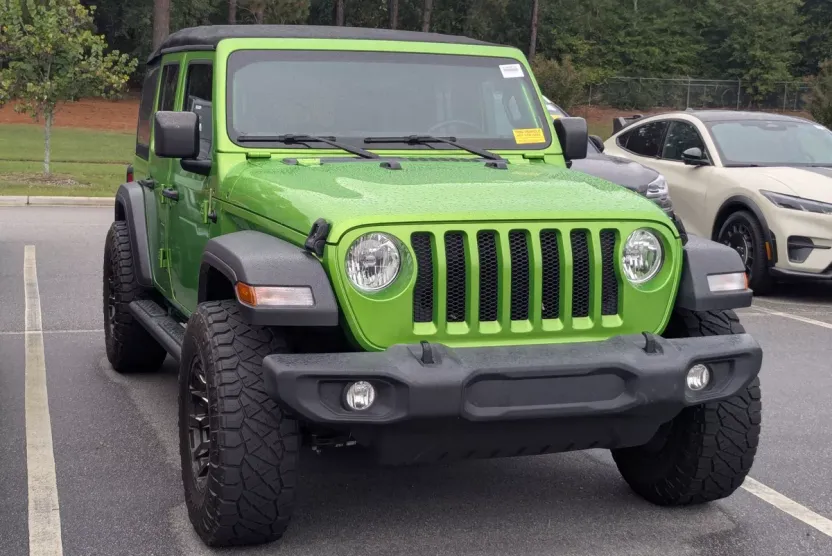 2018 Jeep Wrangler Unlimited Sport photo 1