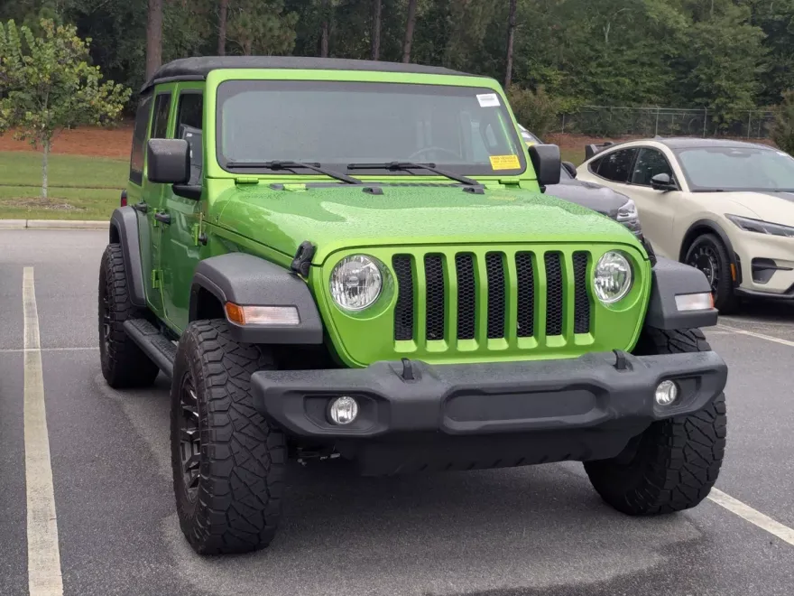 2018 Jeep Wrangler Unlimited Sport photo 1
