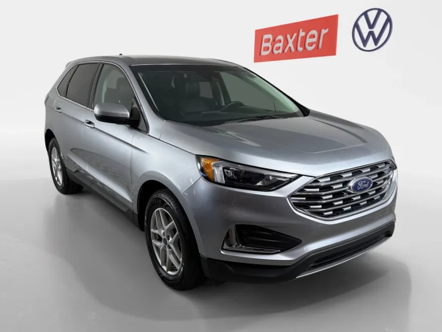 2022 Ford Edge SEL photo 1