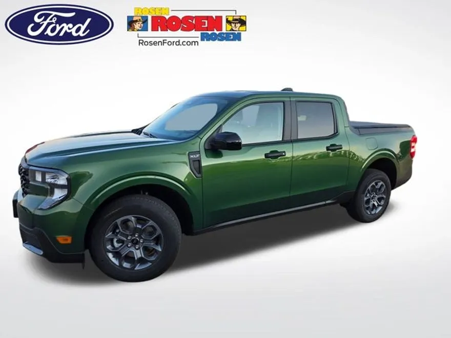 2025 Ford Maverick XLT photo 1
