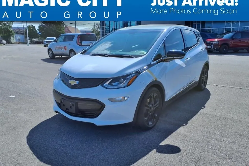 2018 Chevrolet Bolt EV photo 1