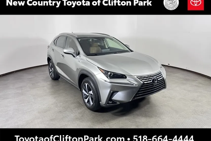 2021 Lexus NX 300 photo 1