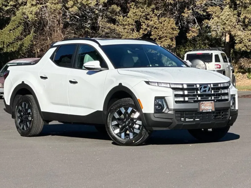 2025 Hyundai Santa Cruz SEL Activity photo 1