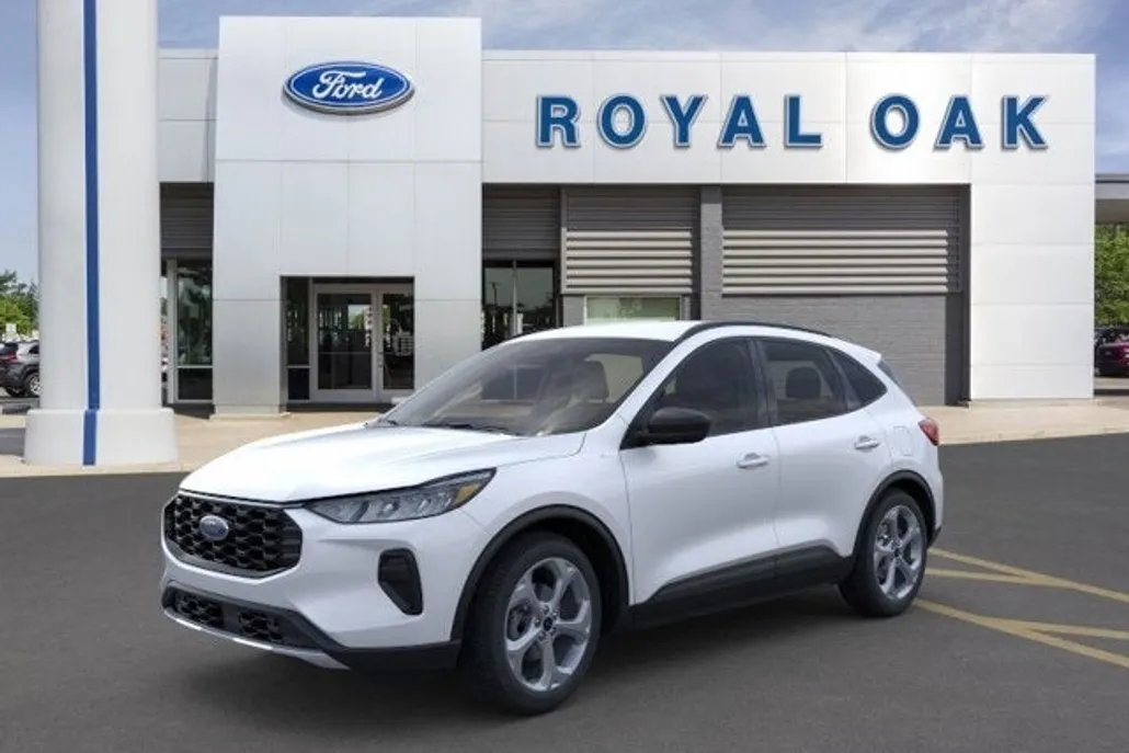 2025 Ford Escape ST-Line photo 1