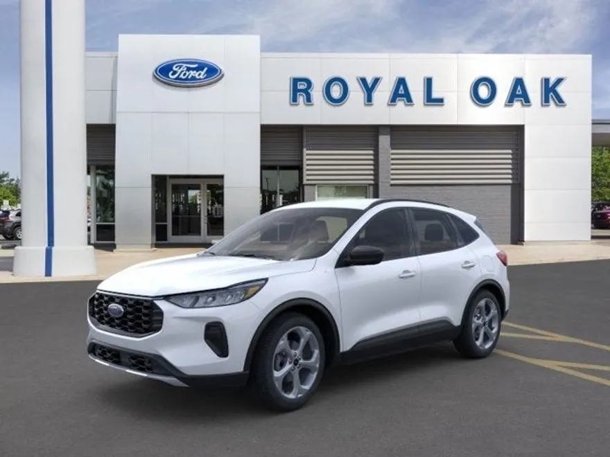 2025 Ford Escape ST-Line photo 1