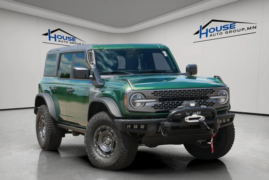 2024 Ford Bronco Everglades photo 1