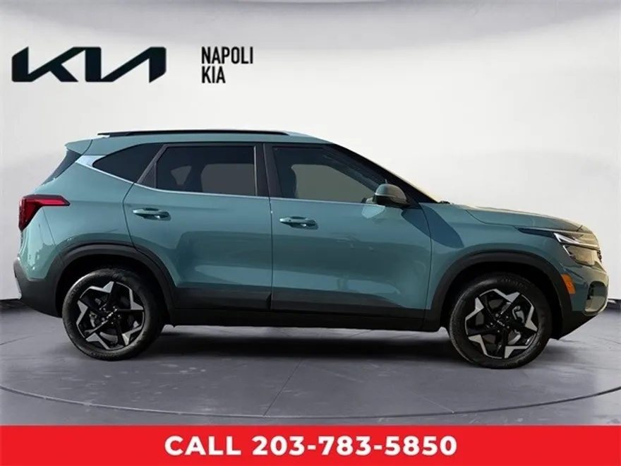 2025 Kia Seltos EX photo 1