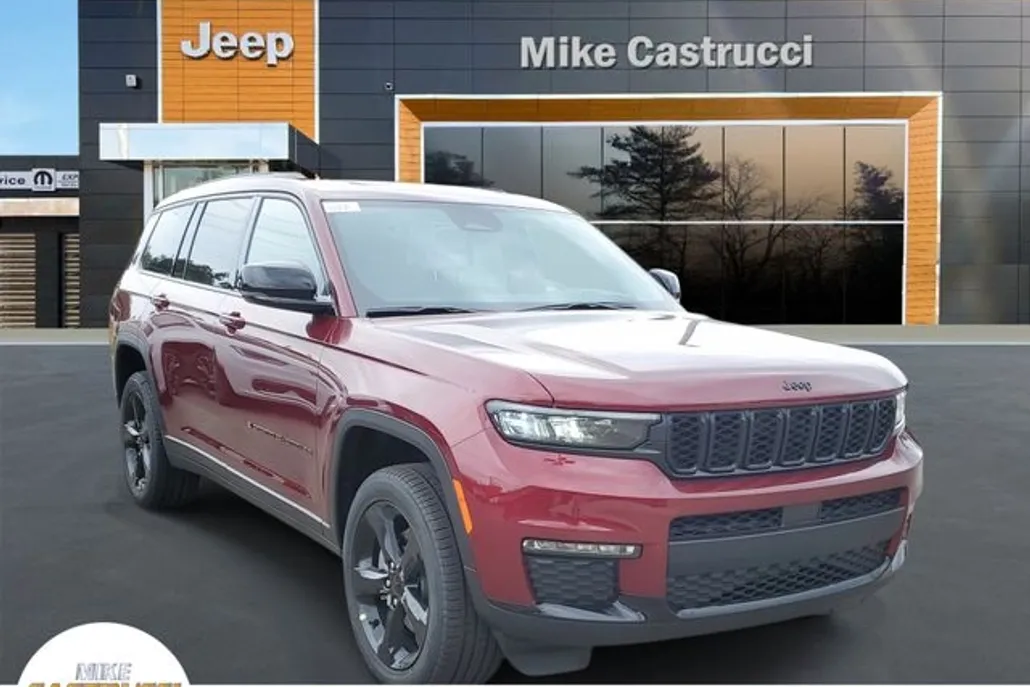 2025 Jeep Grand Cherokee Limited photo 1